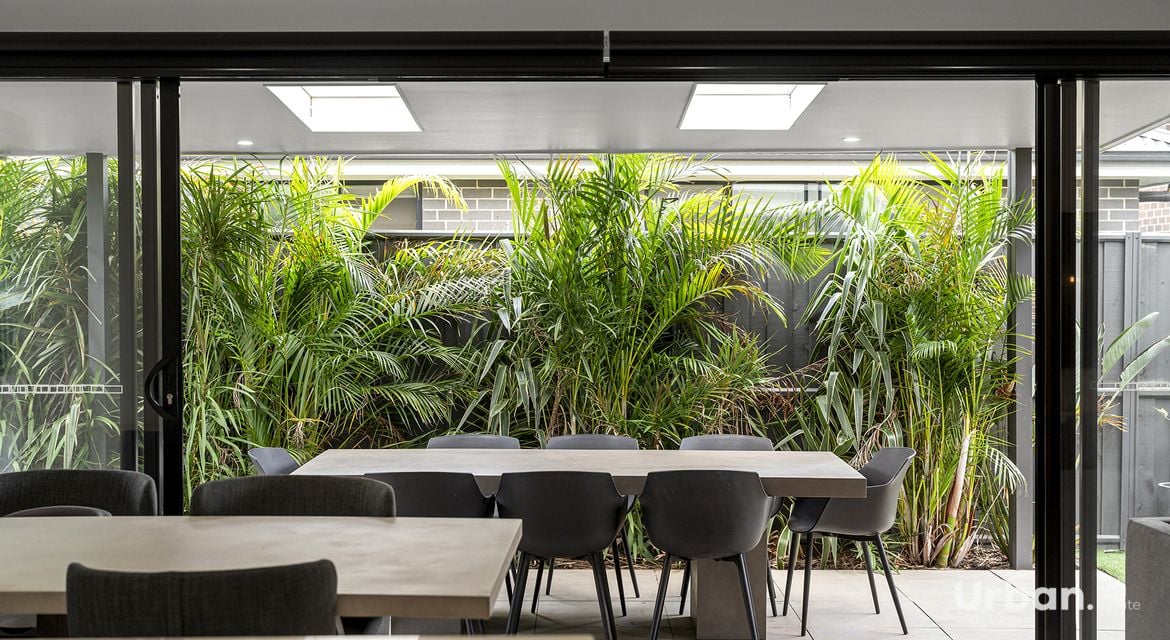 Box Hill 10 Campolina Street