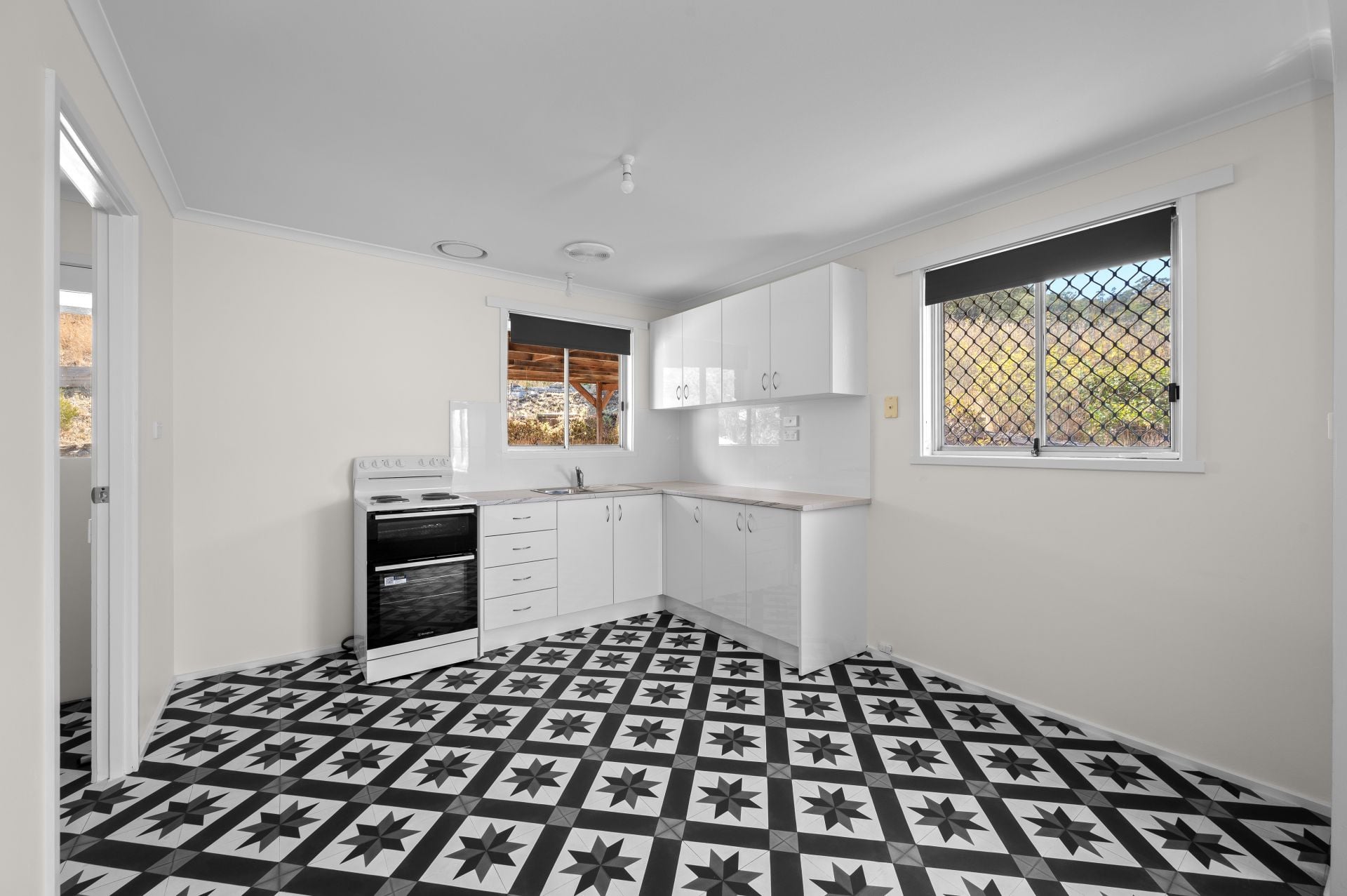 5 Hakea Crescent GAGEBROOK TAS, Gagebrook - Thumbnail 7