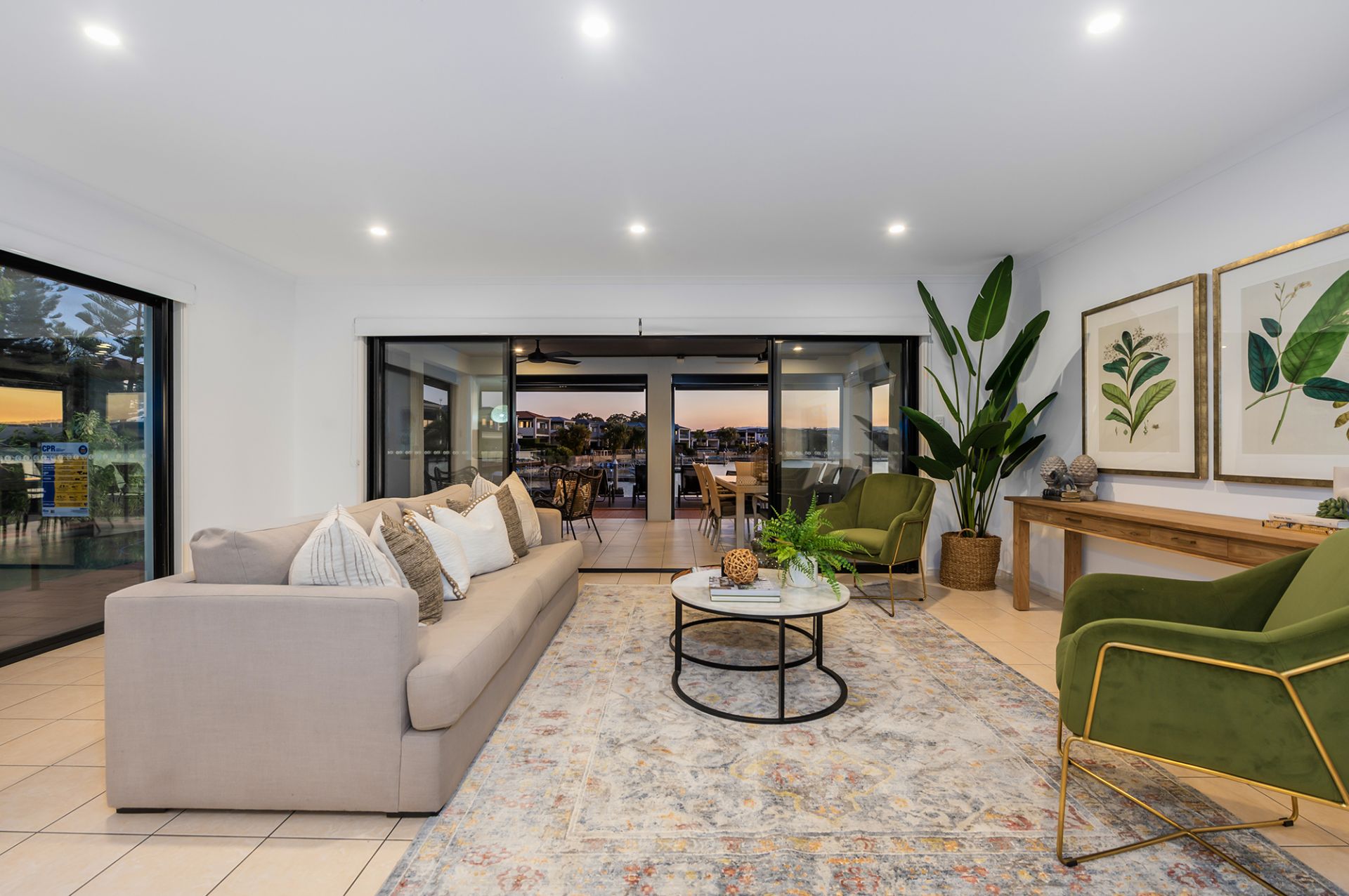 4 Sabrina Avenue, Helensvale - Thumbnail 8