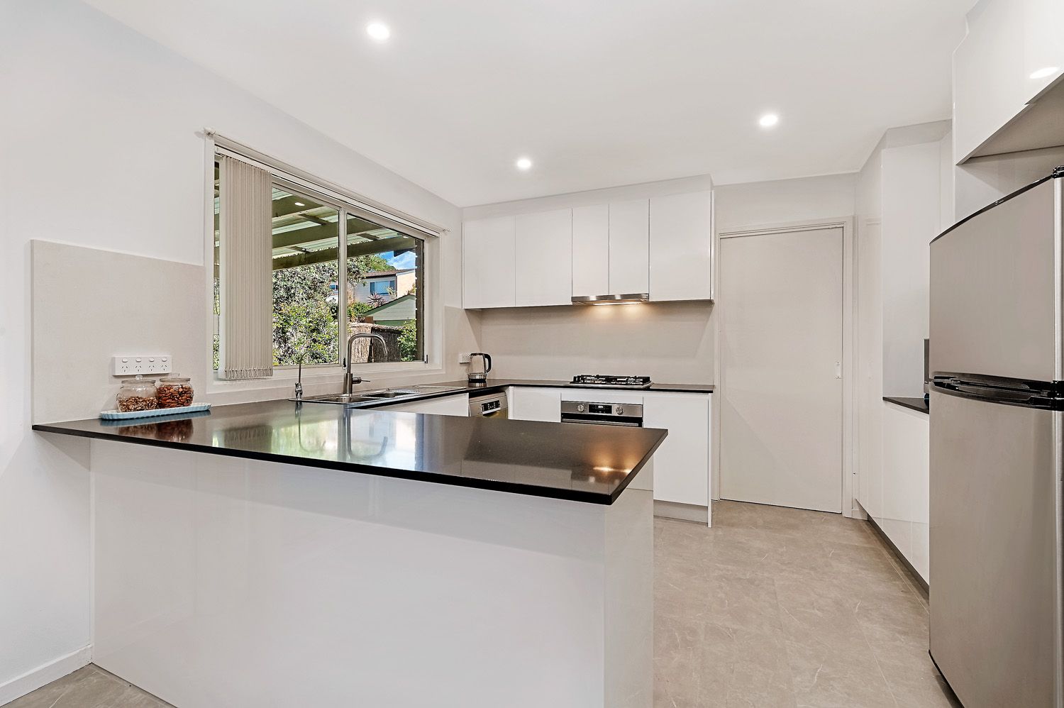20/54 King Road, Hornsby, Hornsby - Thumbnail 3