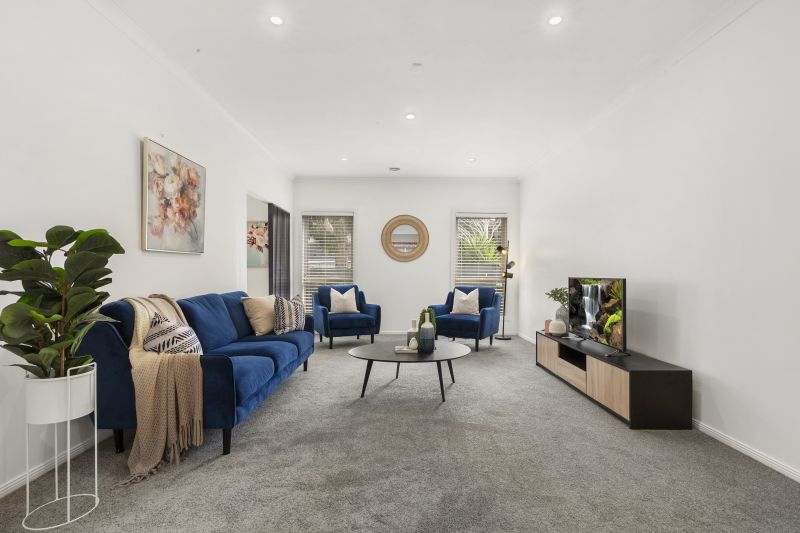 84 Hawkstowe Parade, South Morang