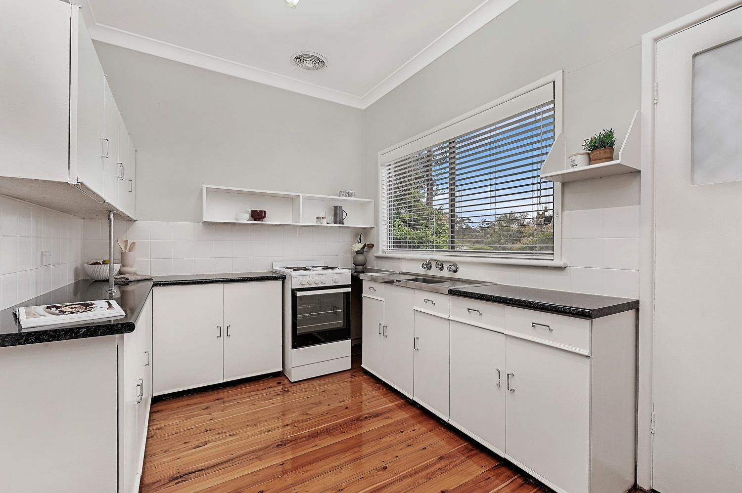 14A Hinemoa Avenue, Normanhurst, Normanhurst - Thumbnail 8