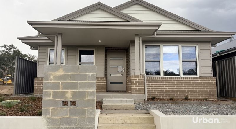 66 Caphilly Parkway