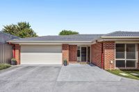 2/22 Daly Street, Frankston VIC, Frankston - Image 1