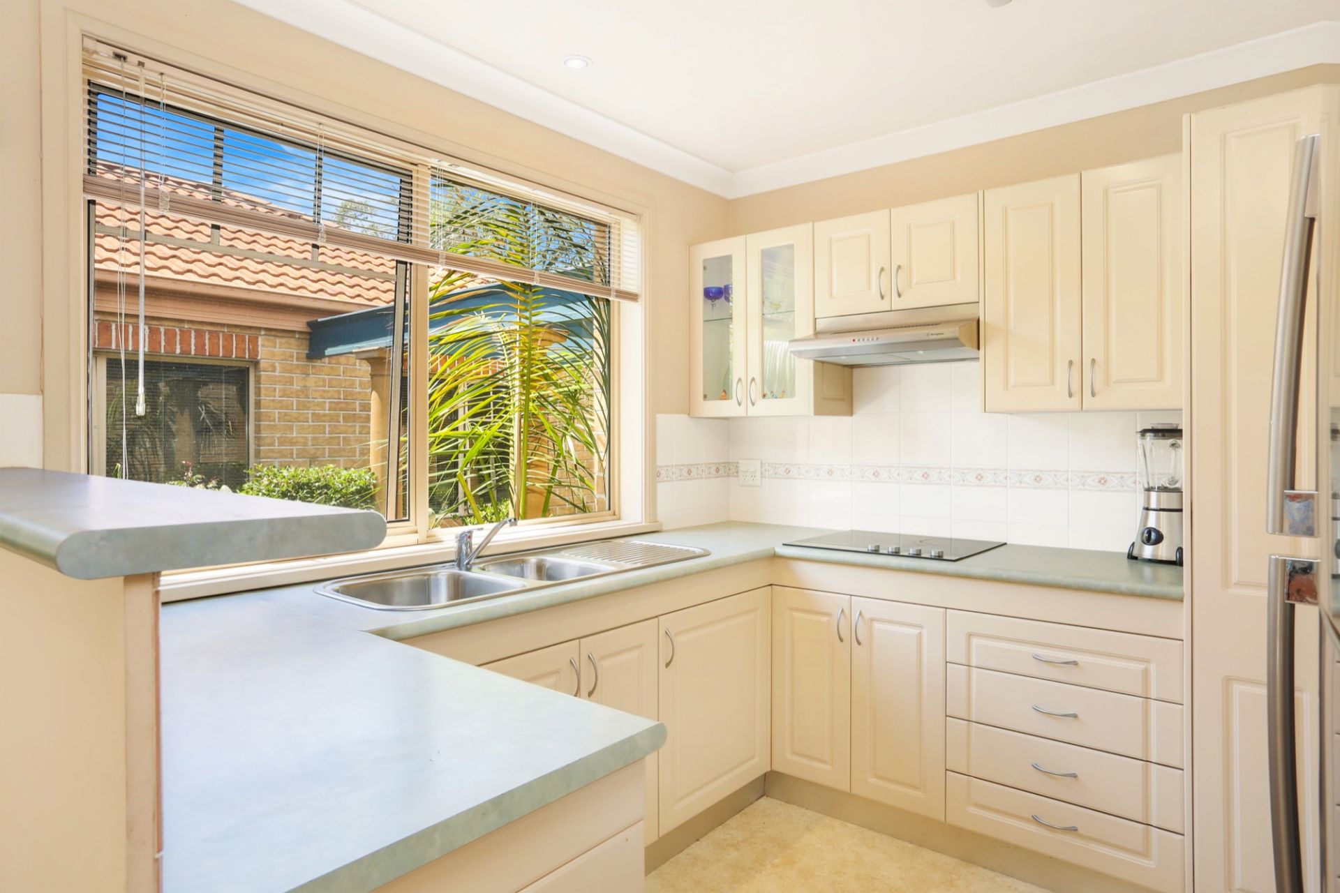 6/107 Gannons Road, CARINGBAH SOUTH, Caringbah South - Thumbnail 2