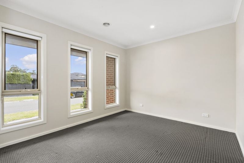 11 Scuffam Street, Mernda