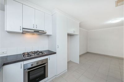 13C Burney Court, Kardinya