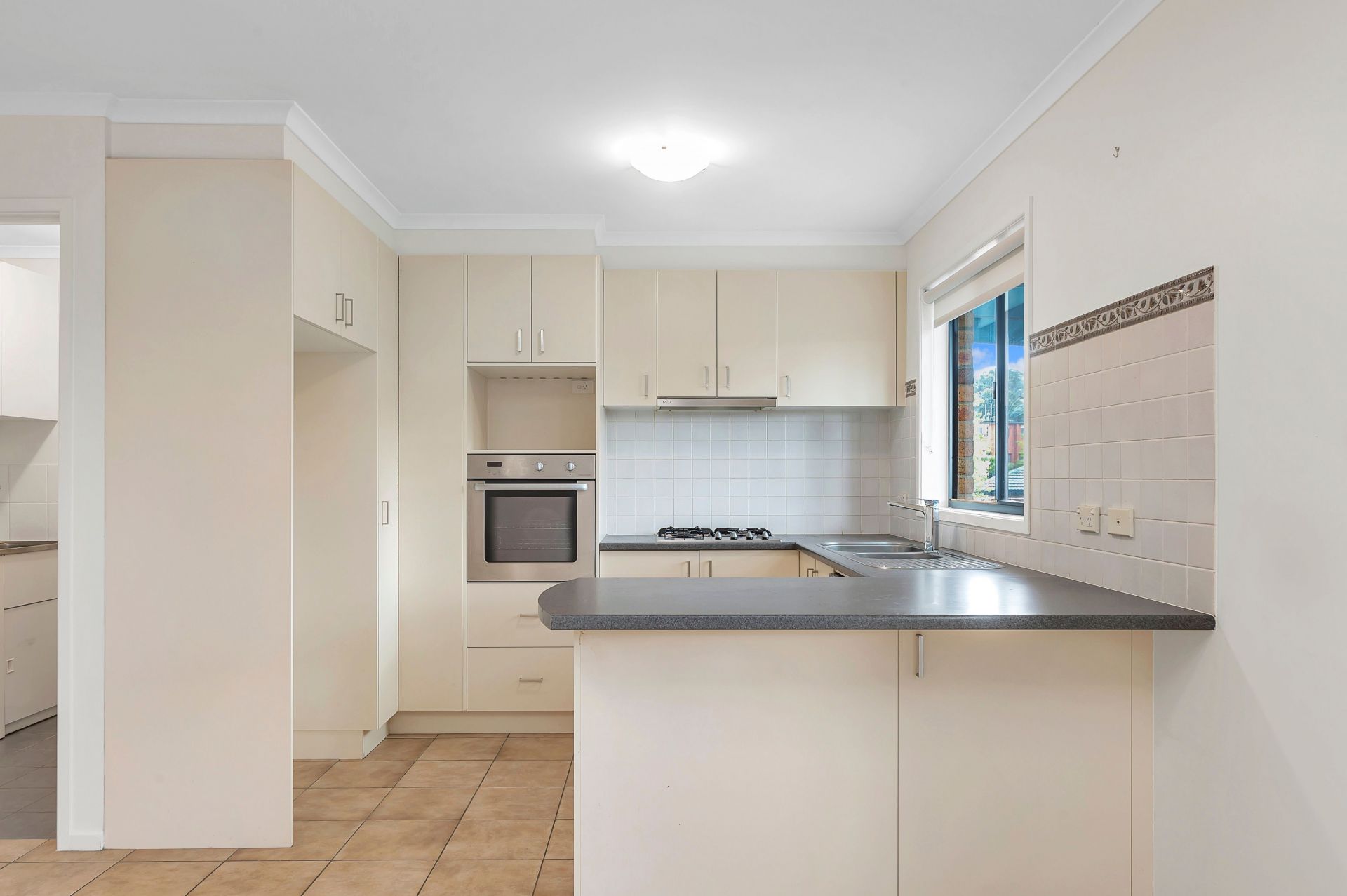 1/122 Fergus Road Queanbeyan NSW, Queanbeyan - Thumbnail 4