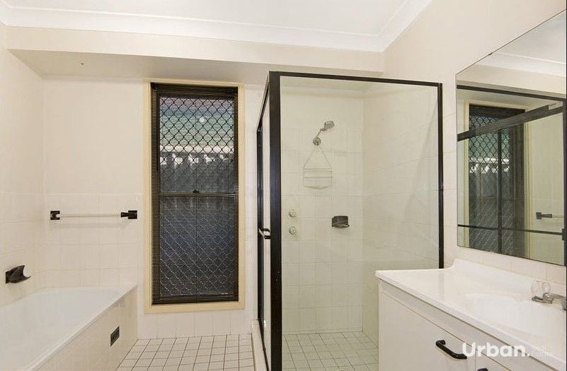 Bligh Park 10 Juliana Place