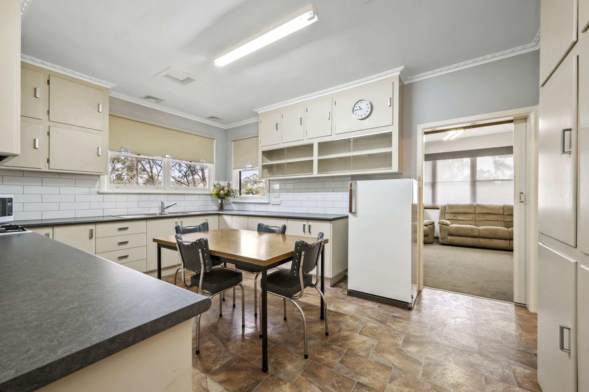 4190 Pyrenees Highway, Flagstaff - Thumbnail 4