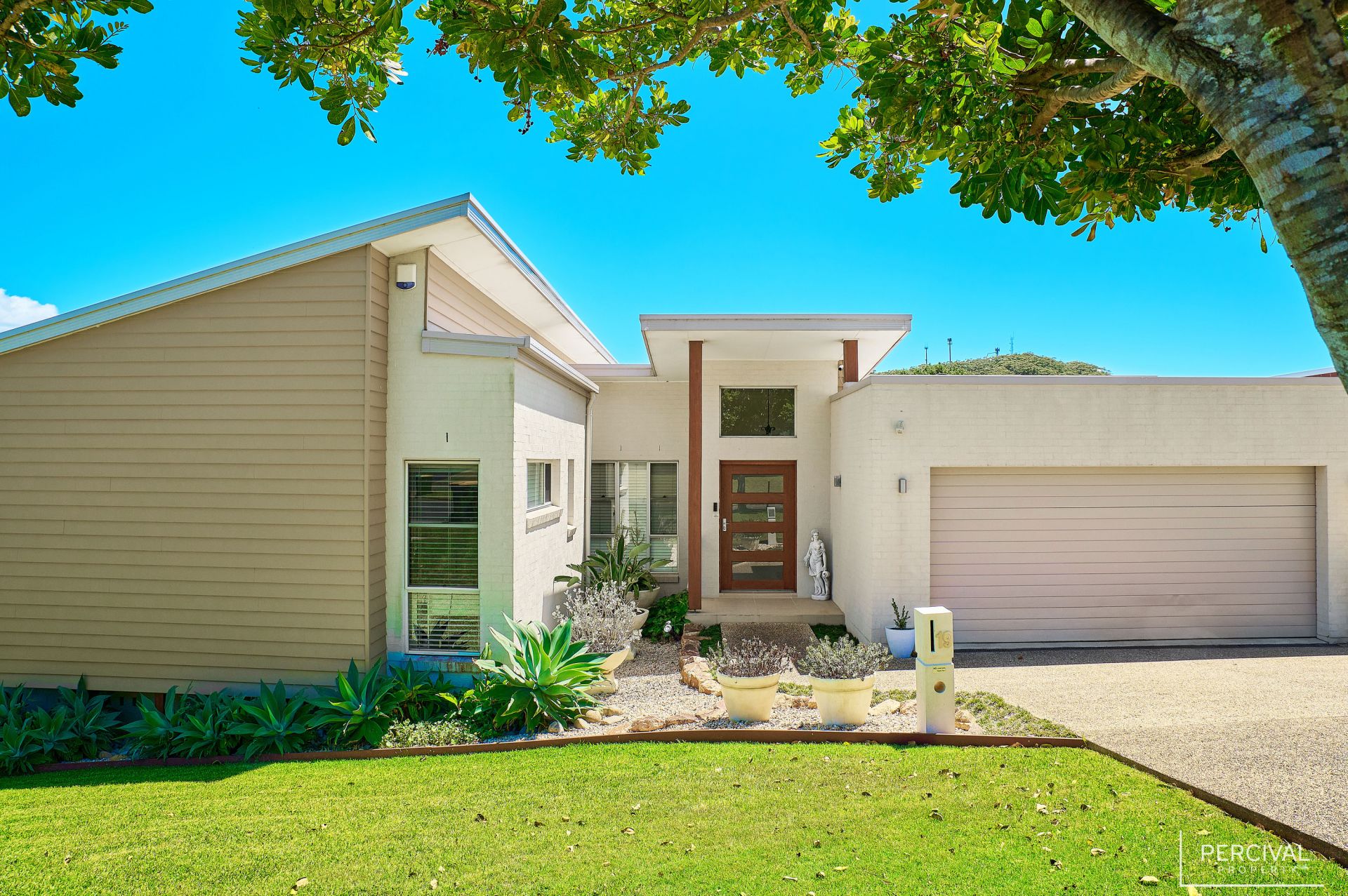 19 Ocean Ridge Terrace Port Macquarie NSW, Port Macquarie - Thumbnail 3
