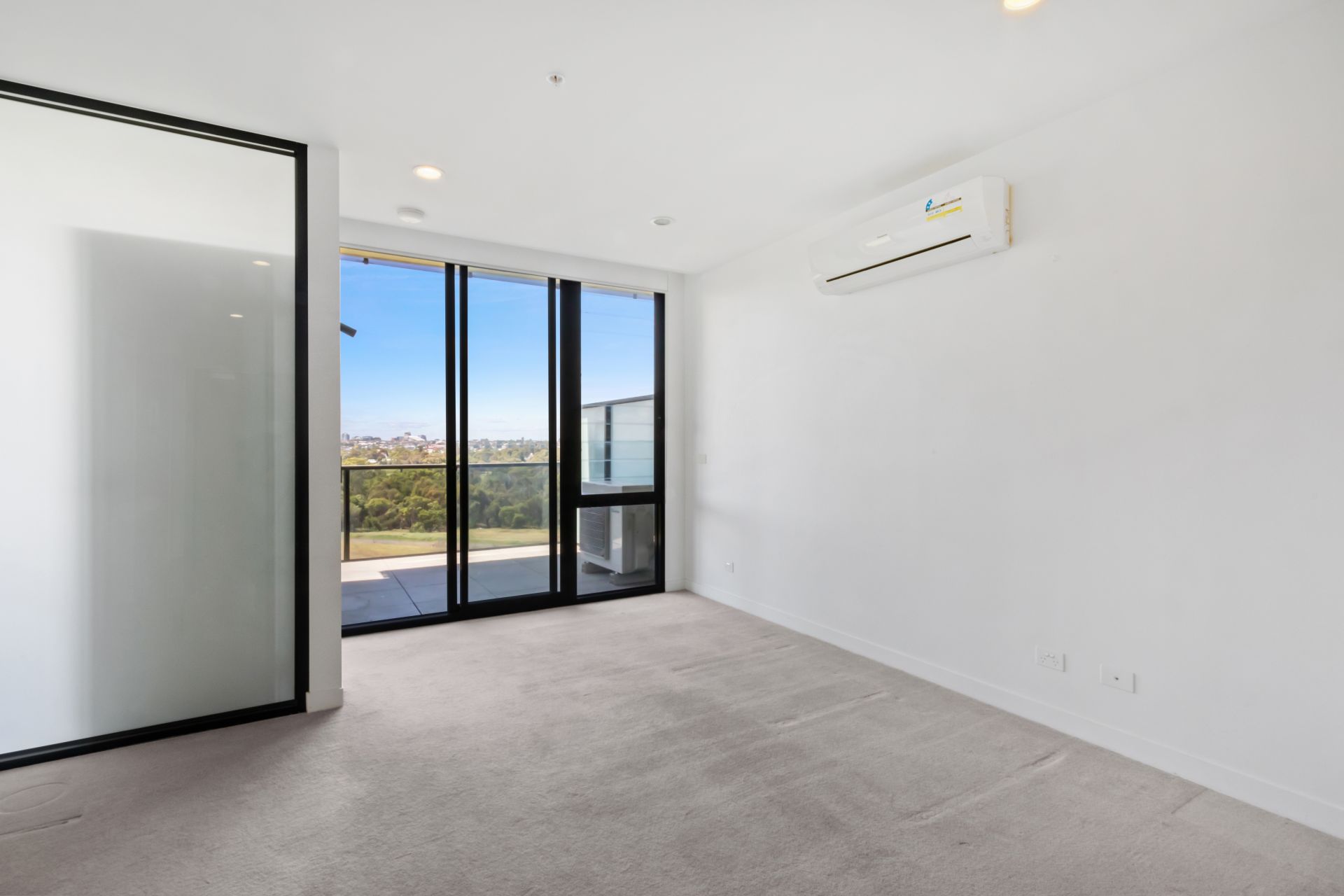 Apartment living, stone's throw from Highpoint!
