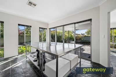 2 Grampian Crescent, Aubin Grove