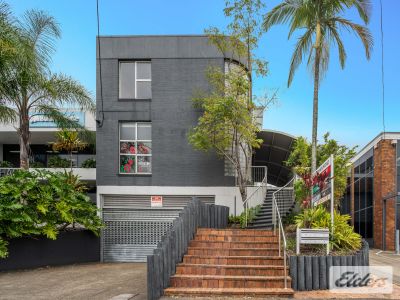 ENTRY LEVEL OFFICE ON LOGAN ROAD!