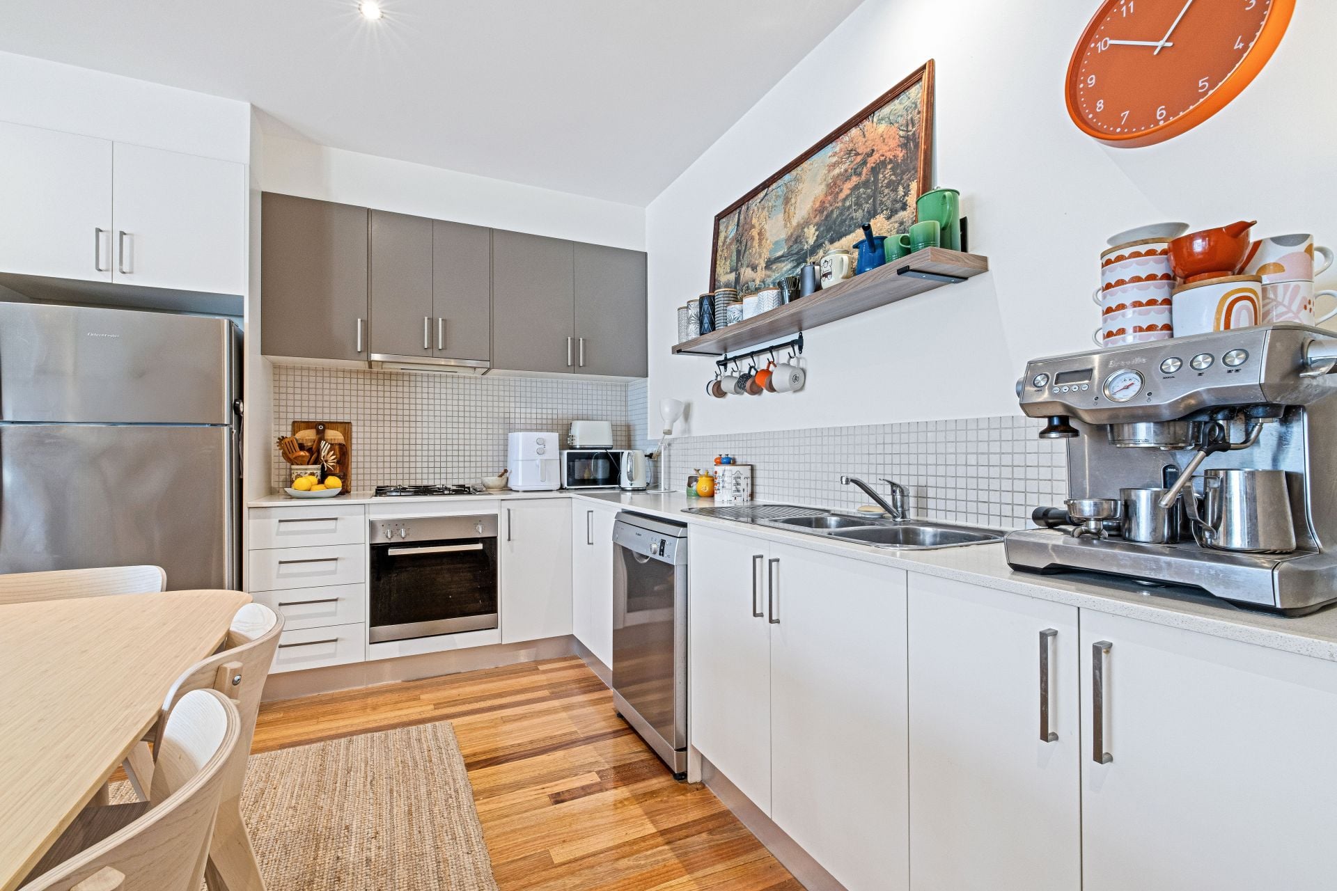Effortless Living In A Lifestyle Location