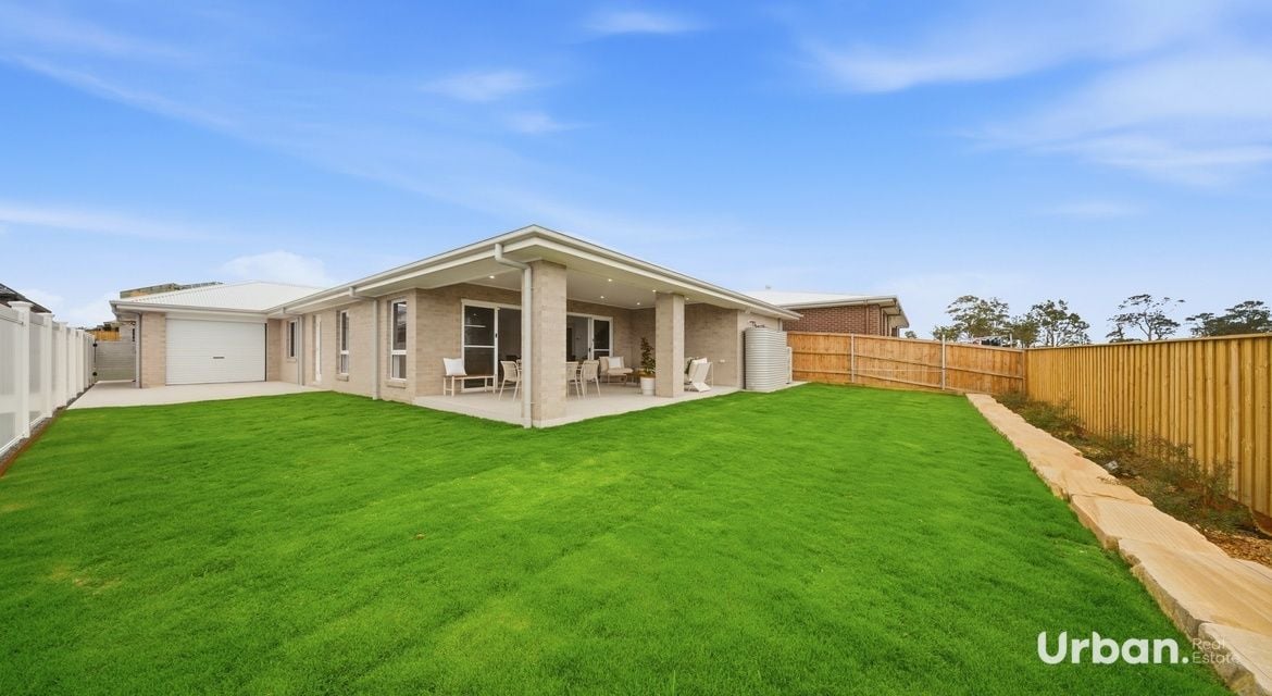 Chisholm 60 Malachite Street