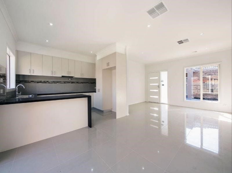 6/35-37 Fitzpatrick Drive, Altona Meadows - Thumbnail 3