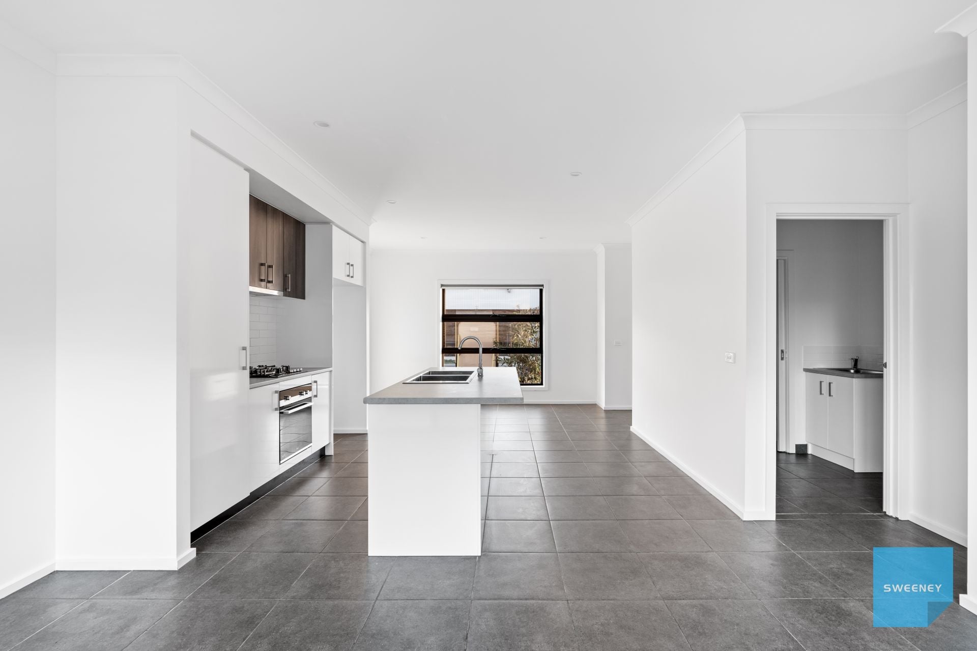 5 Kobe Street, Deanside - Thumbnail 7