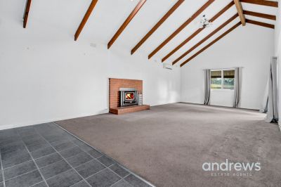 1 Riverview Road, Inverleigh
 
 
 $845,000 - $885,000, Inverleigh $ - Thumbnail 5