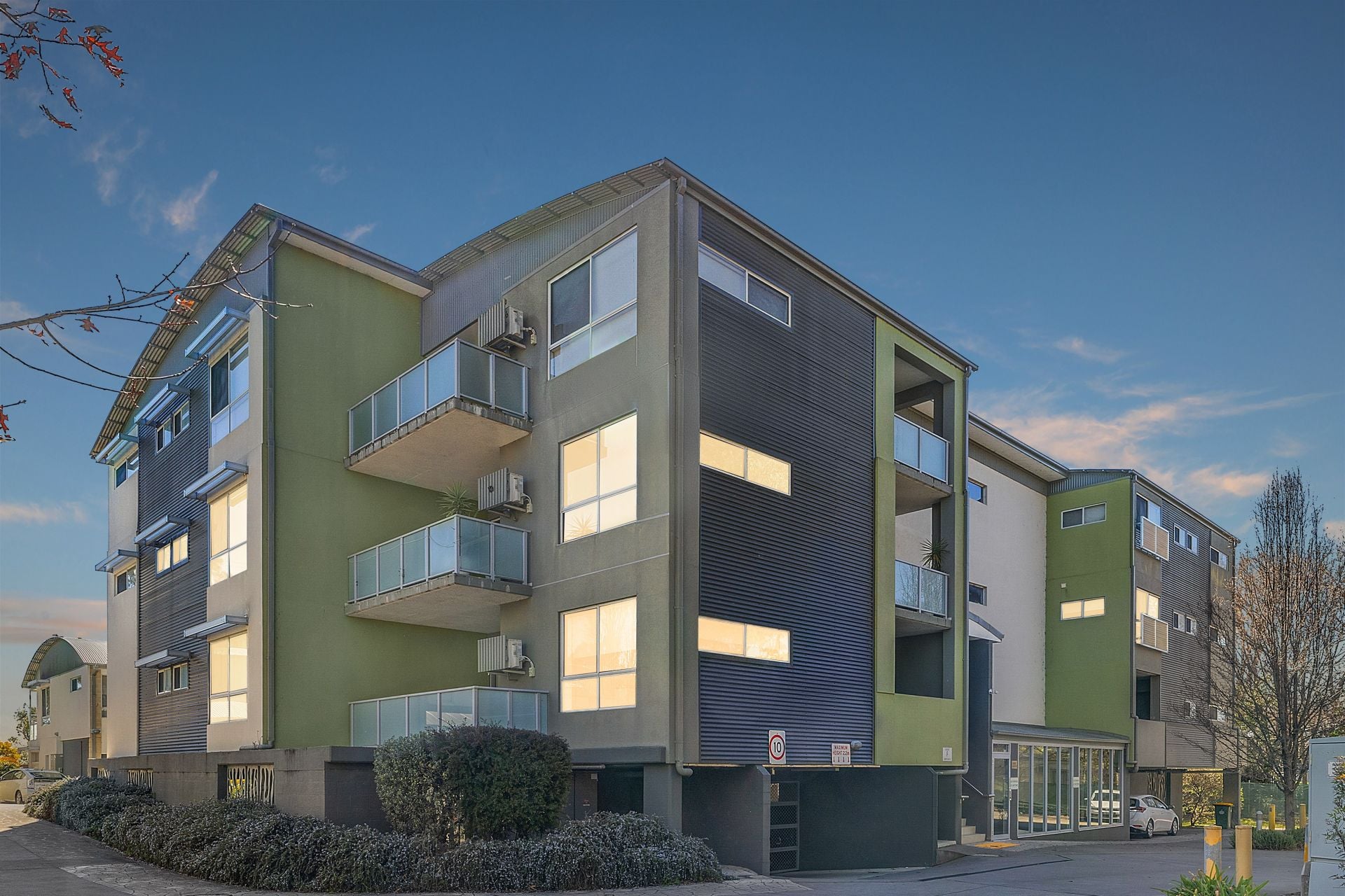 58/3 Young Street Queanbeyan NSW, Queanbeyan - Image 1