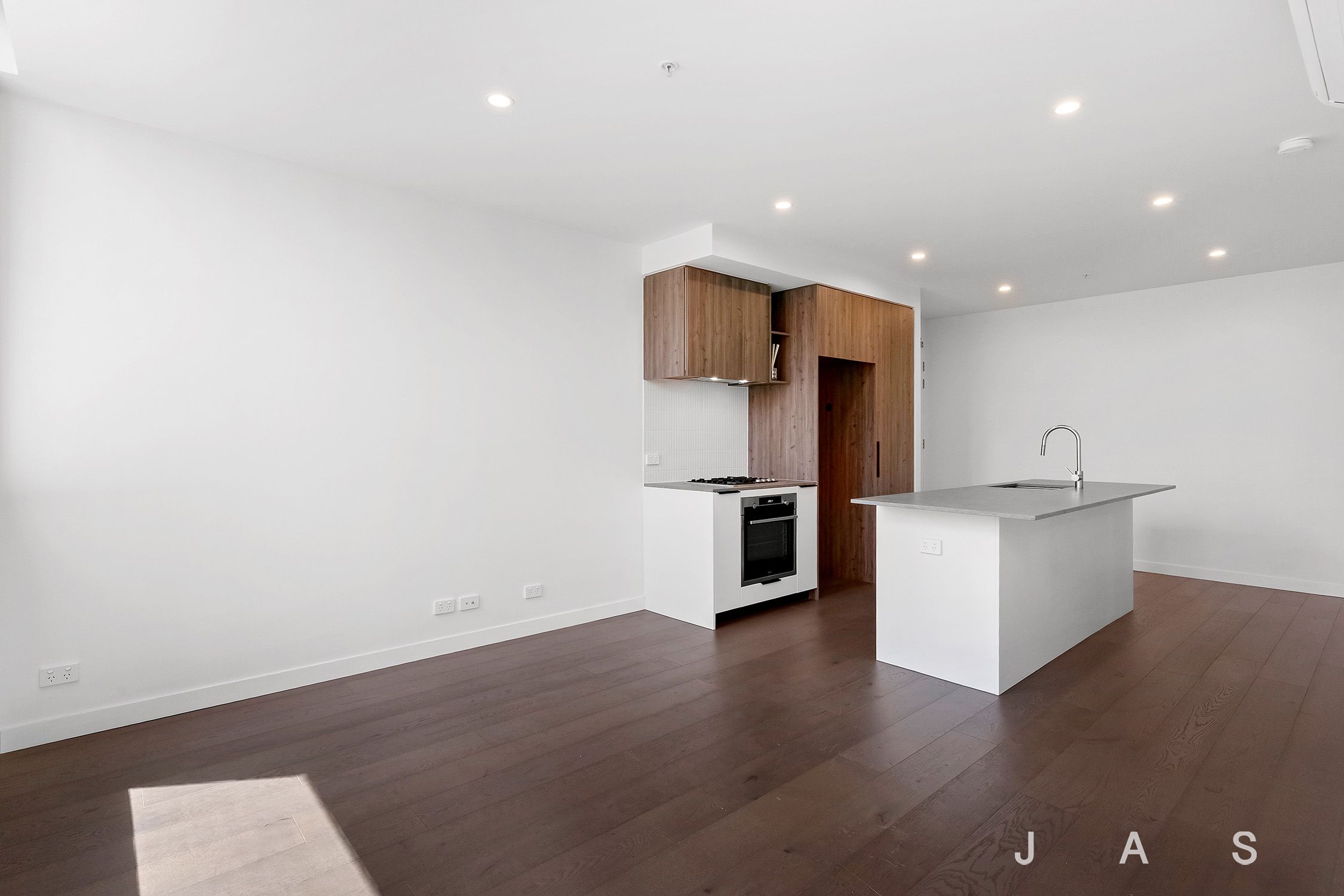 7A/72 Ascot Vale Road Flemington VIC, Flemington - Thumbnail 4