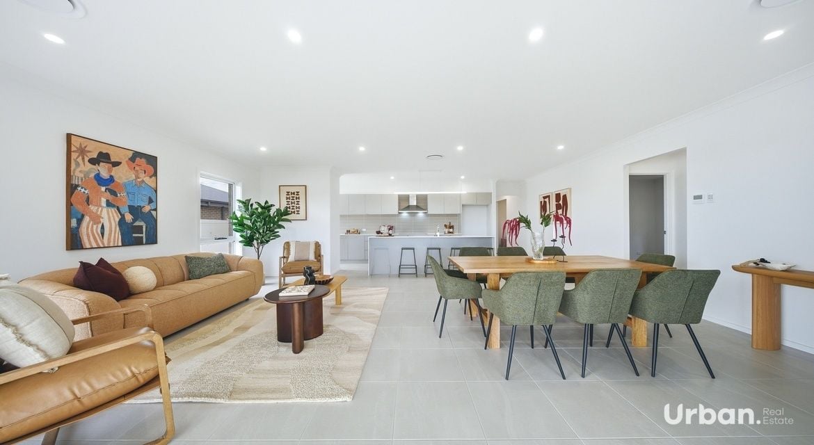 Chisholm 60 Malachite Street