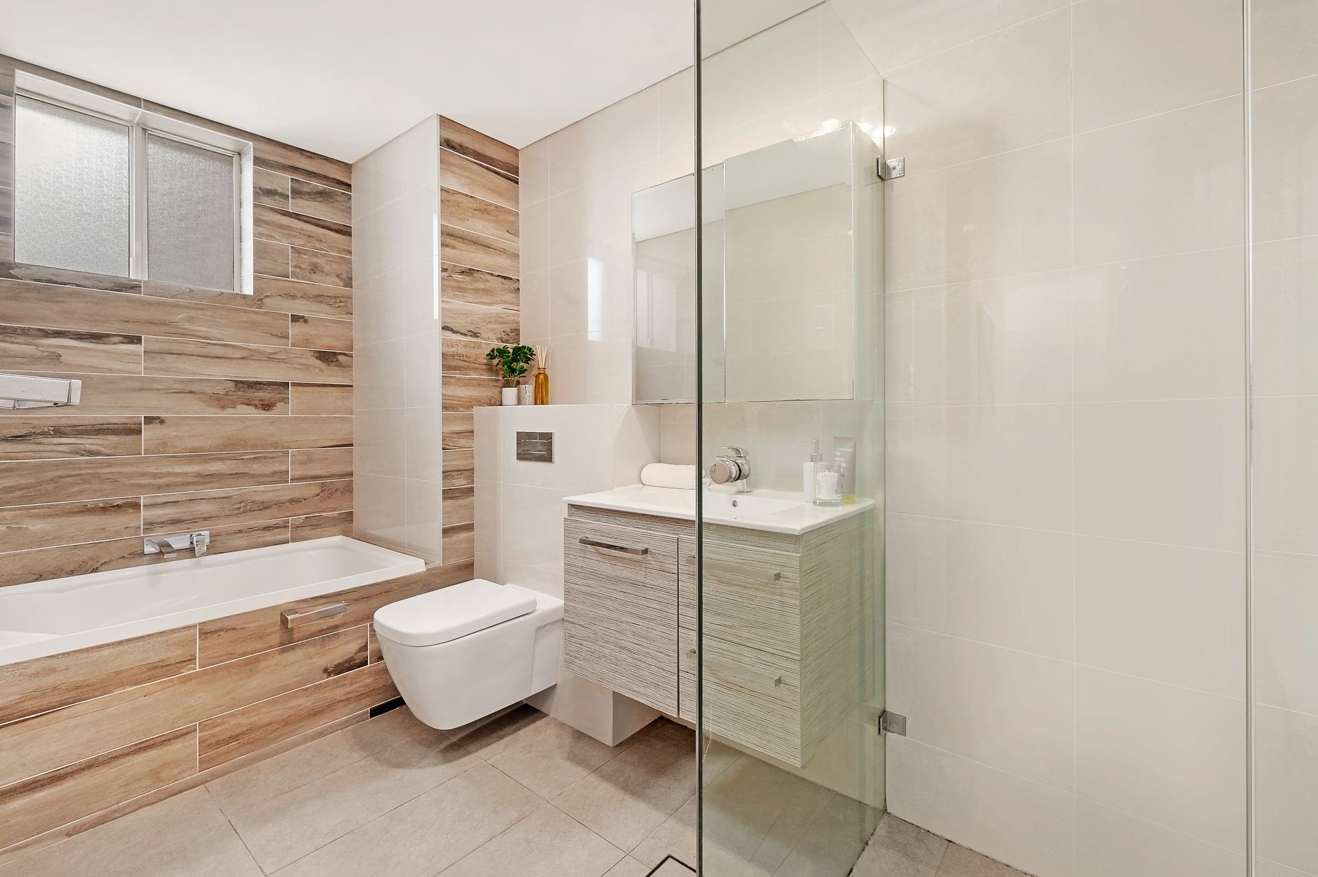 12/17-19 Edgeworth David Avenue, Hornsby, Hornsby - Thumbnail 8
