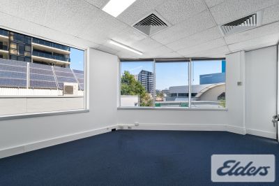 CENTRALLY LOCATED TOOWONG OFFICE | PRICED TO SELL