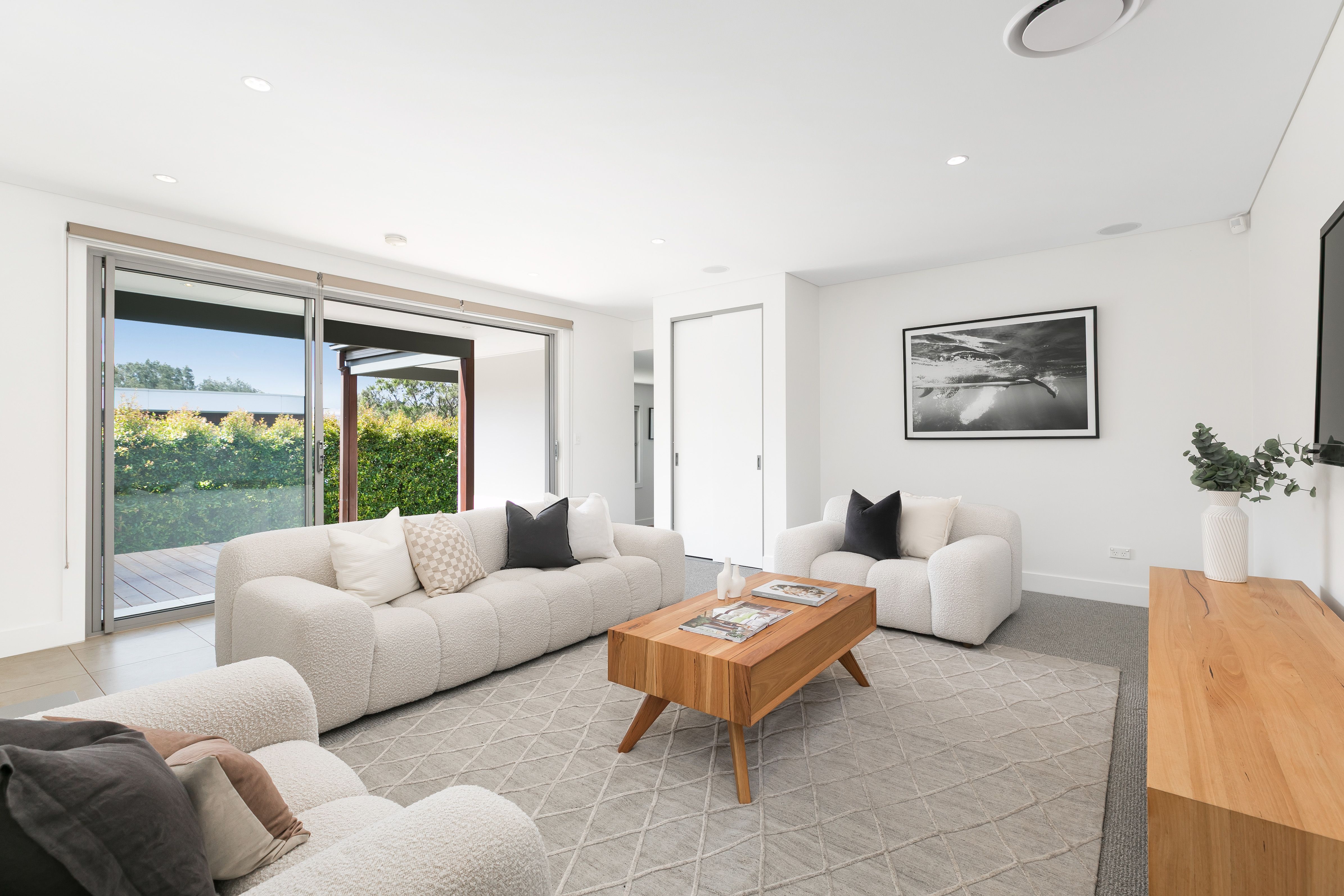 4 Glandore Street WOOLOOWARE 2230