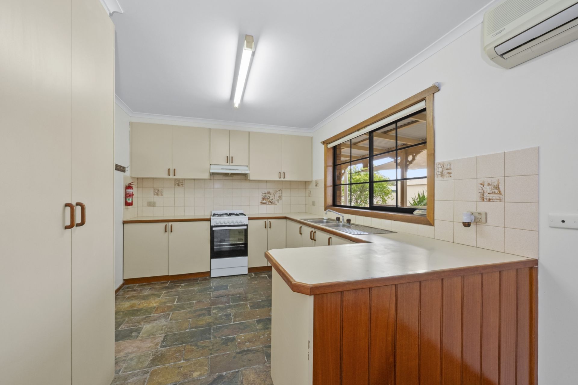 18 Hall Street, Carisbrook - Thumbnail 6
