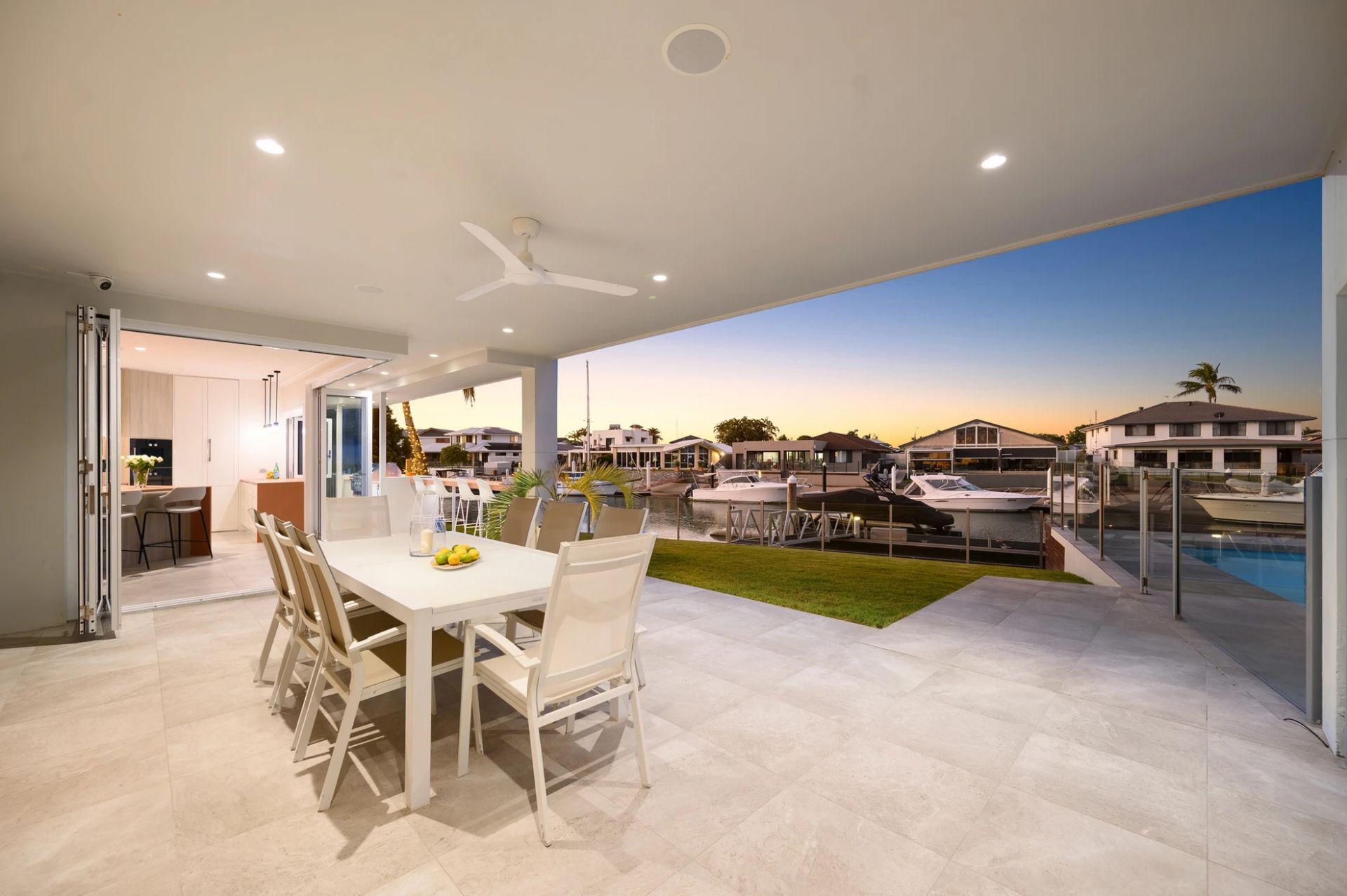 25 Drysdale Place, Paradise Point QLD 4216, Paradise Point - Thumbnail 6