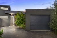 2/13 Sutherland Court, Epping