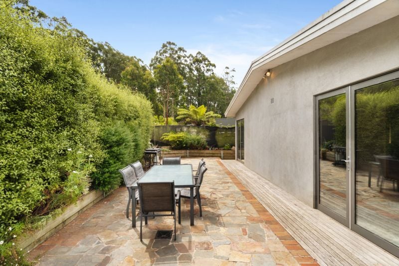 67 Whittlesea-Kinglake Road, Kinglake