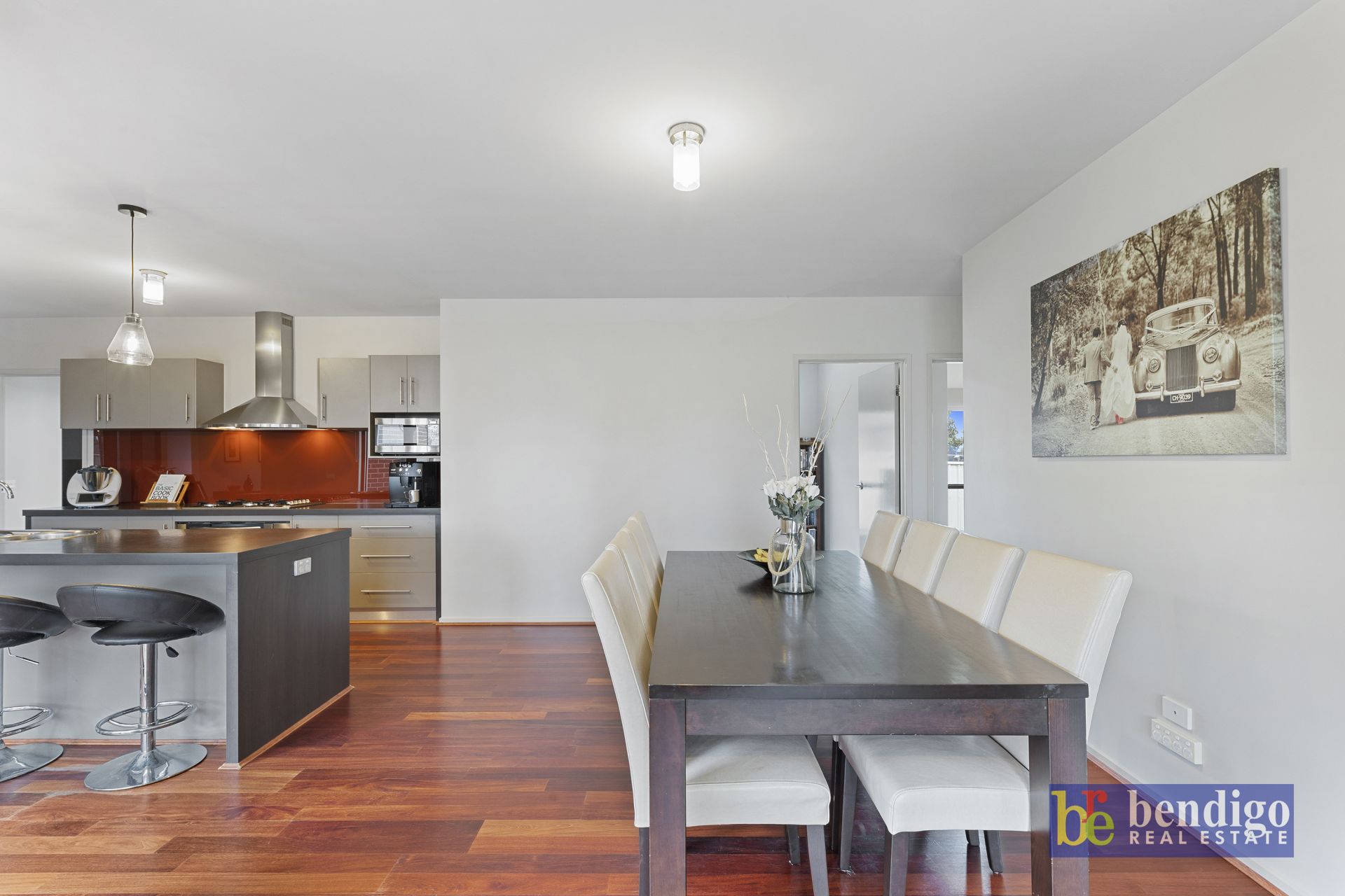 1 Gordonia Place Epsom VIC, Epsom - Thumbnail 4