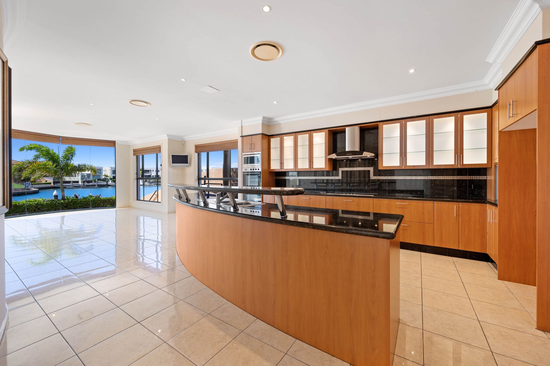 53 Royal Albert Crescent, Sovereign Islands - Thumbnail 5