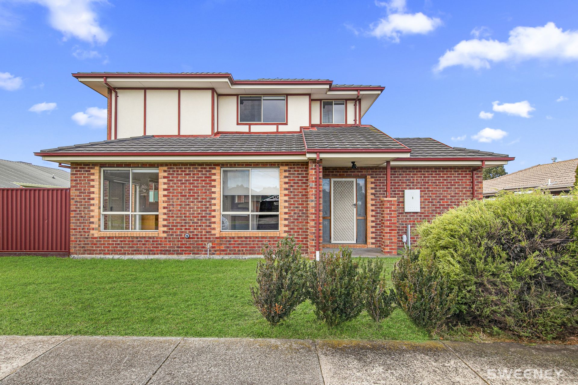 1/10-11 Dixon Court, Altona Meadows - Thumbnail 2