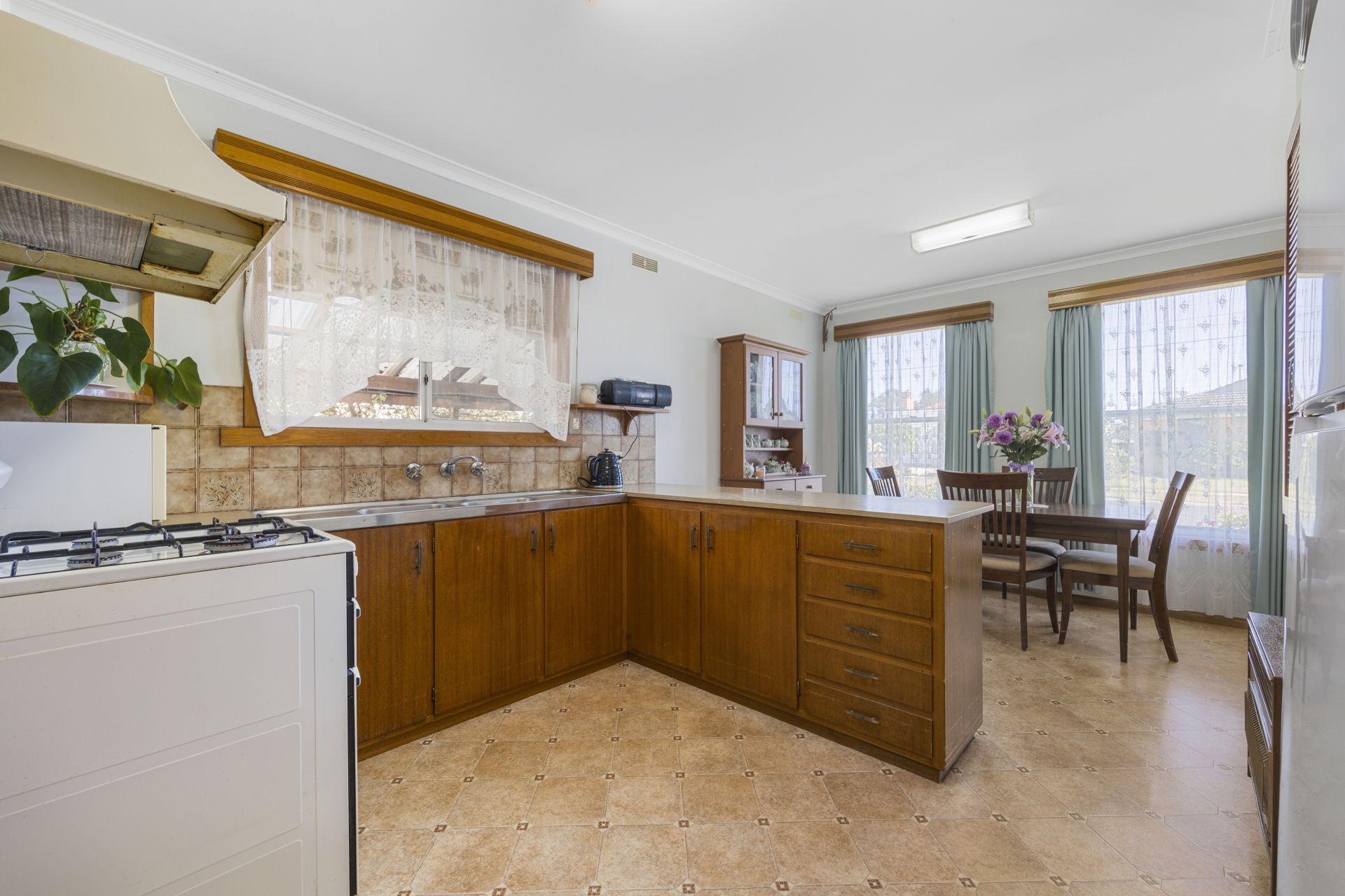 16 Edgar Street, Wendouree, Wendouree - Thumbnail 6