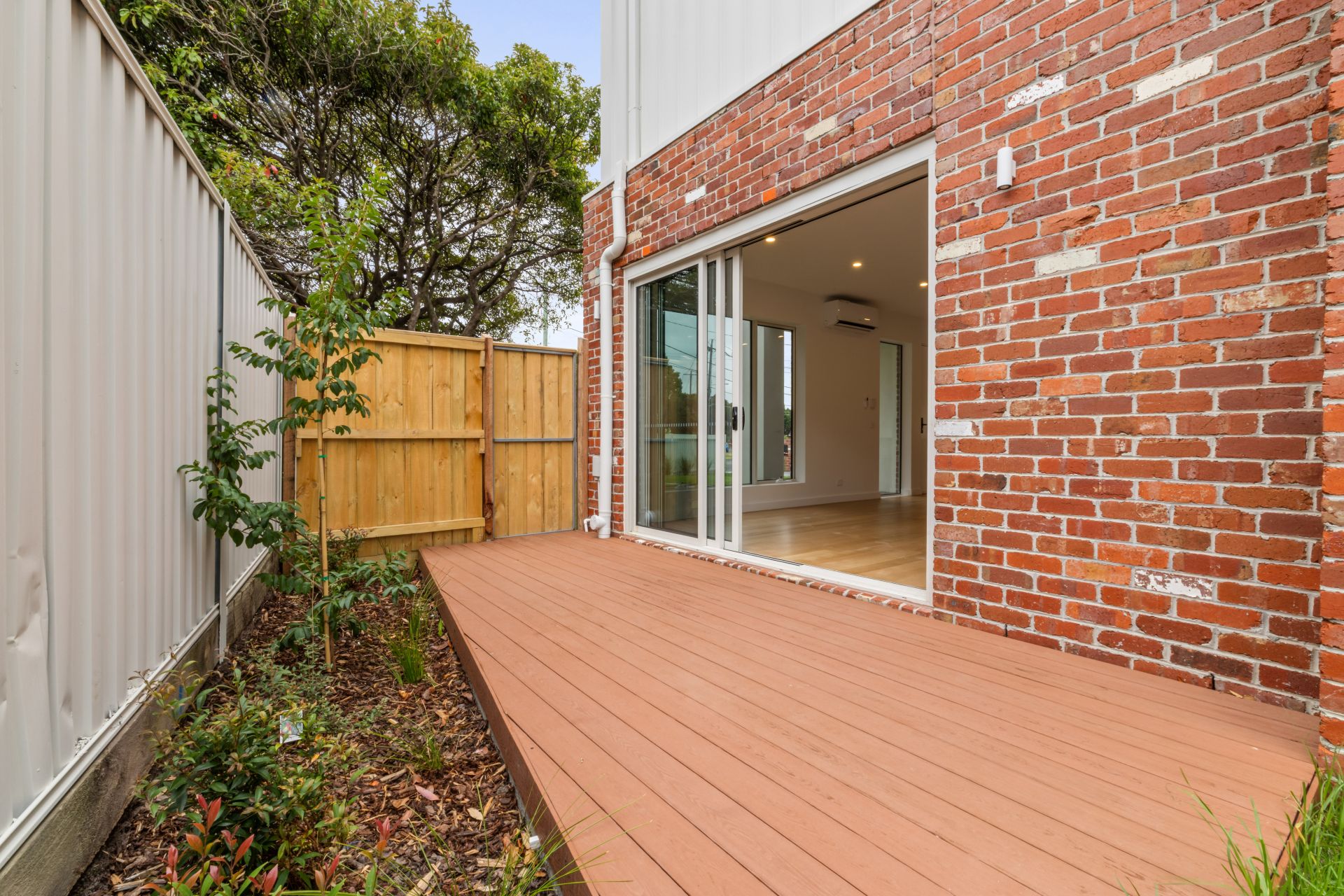 Simply Stunning Three-Bedroom Townhouse
