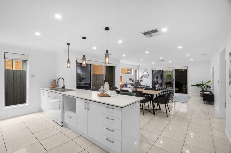 16 Broadleaf Drive, Epping