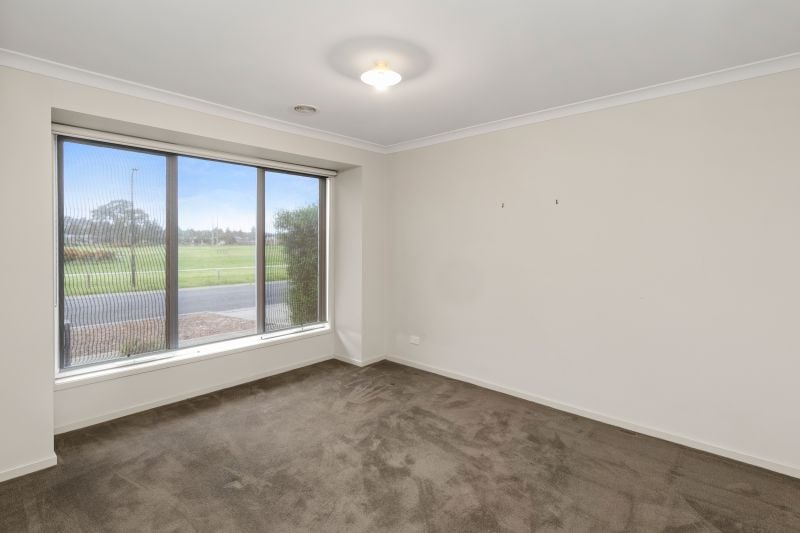 27 Havelberg Circuit, Doreen