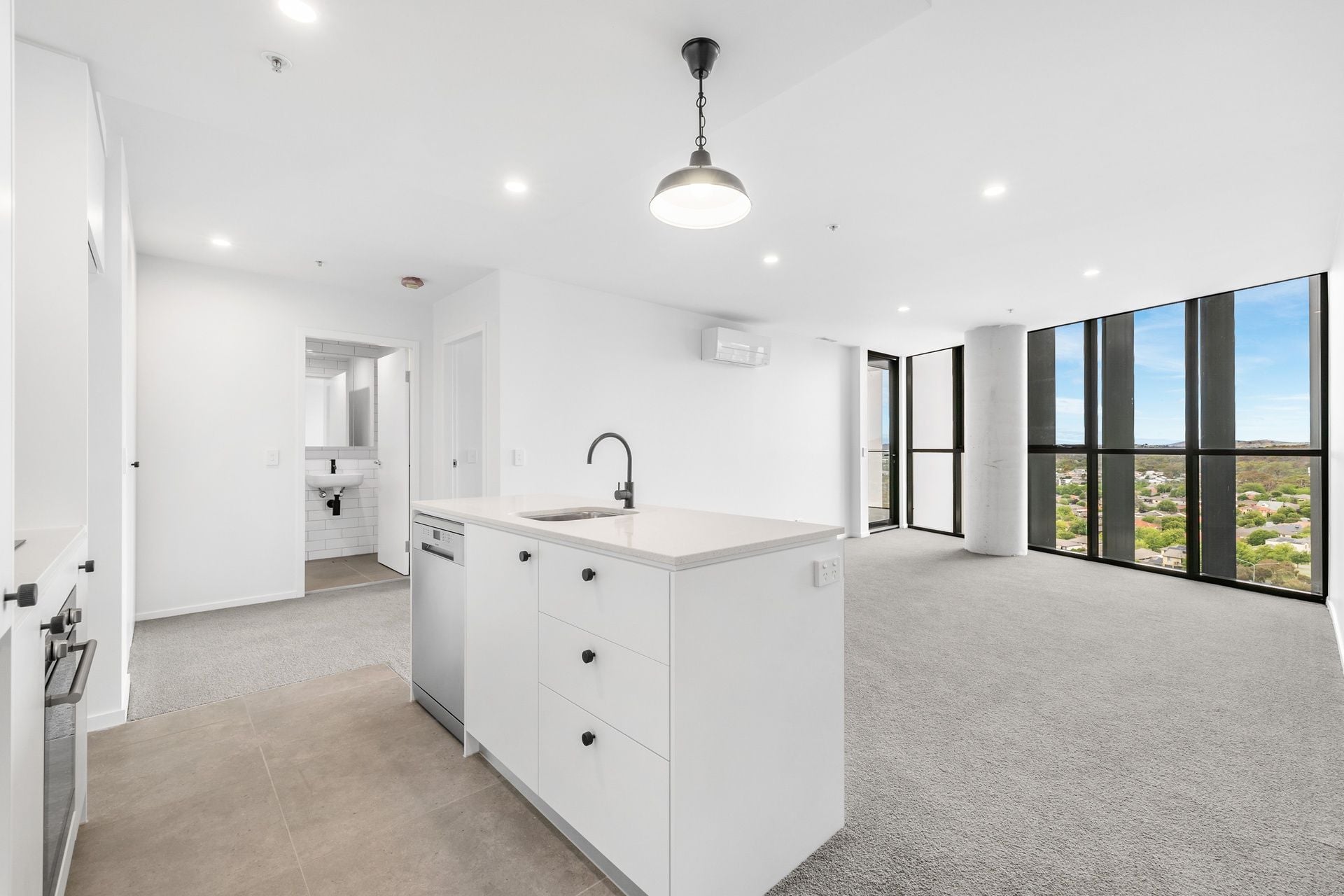 1309/90 Swain Street, Gungahlin
