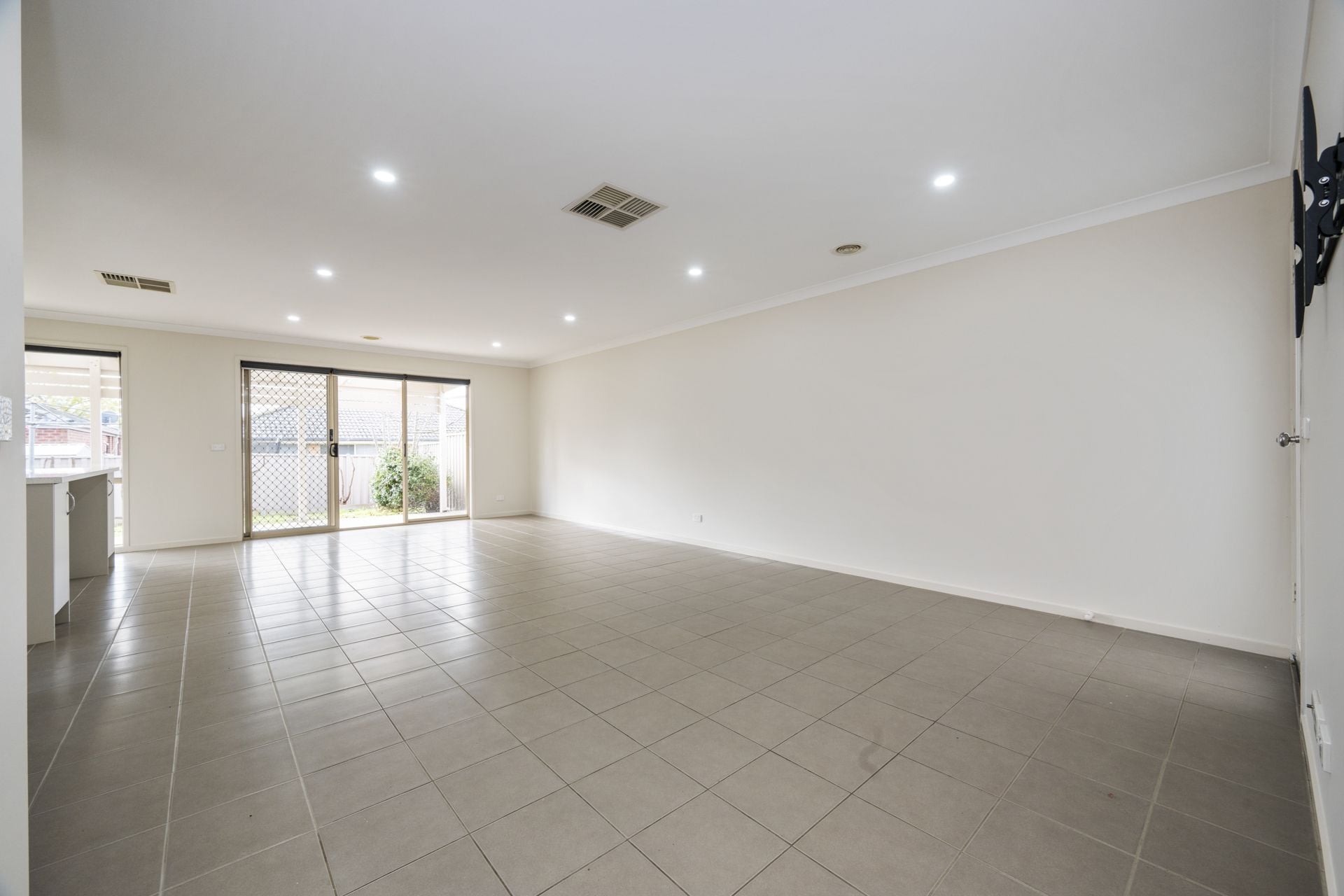 STYLISH HOME IN A PRIME LOCATION