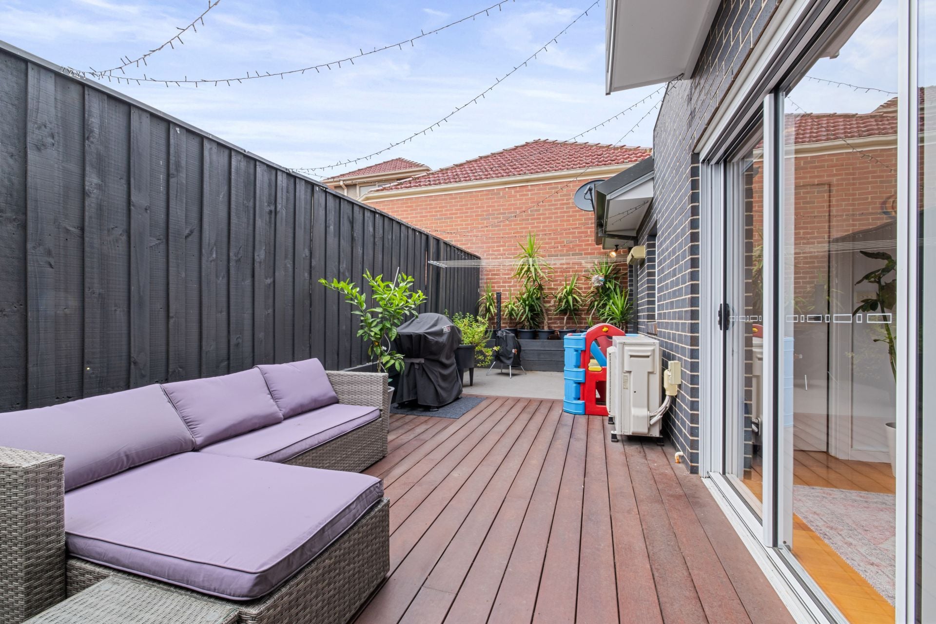 Stunning 2-Bedroom Home in Prime Preston Location