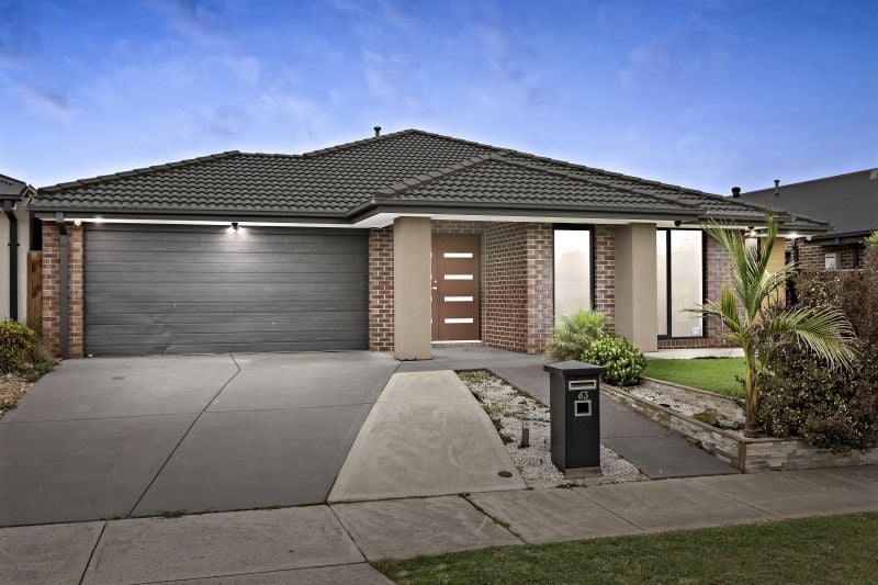 63 Albion Crescent, Mickleham