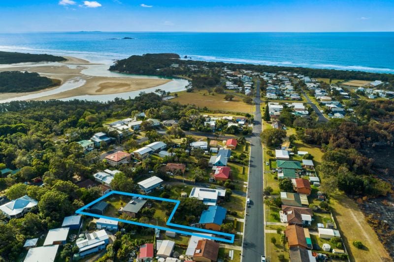 75 Ford St RED ROCK NSW, Red Rock - Image 1