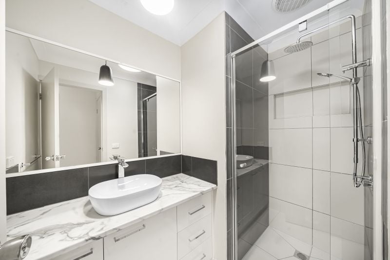 15 Sunbird Gardens, Epping