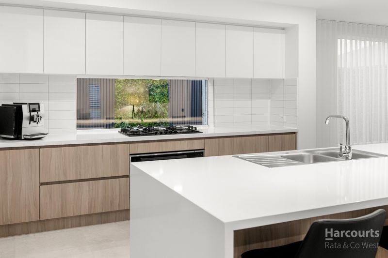 24 Stricta Circuit, Fraser Rise