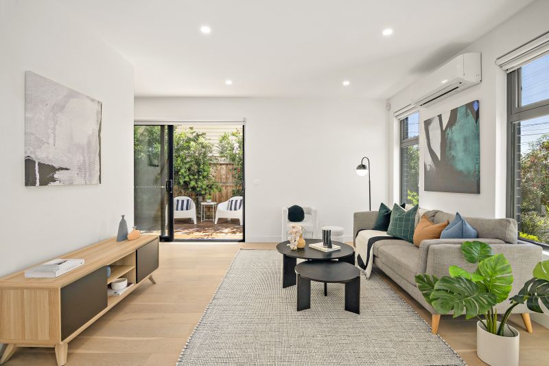 1/411 Murray Road, Preston