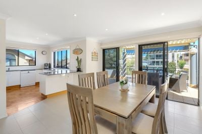Terrigal 4/21 Campbell Crescent