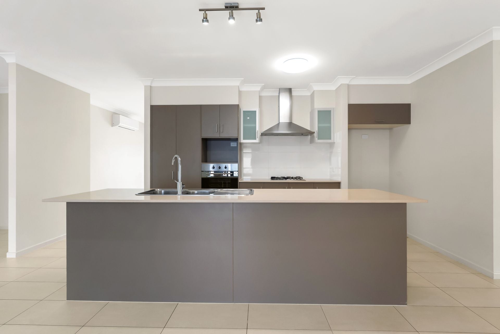 12 Sandridge Way, Smithfield QLD, Smithfield - Thumbnail 4